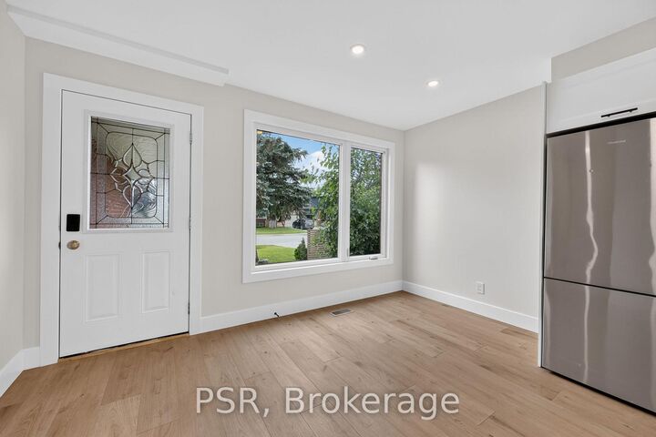 Property Photo: 506 Tenth Street ON L9Y 2H3