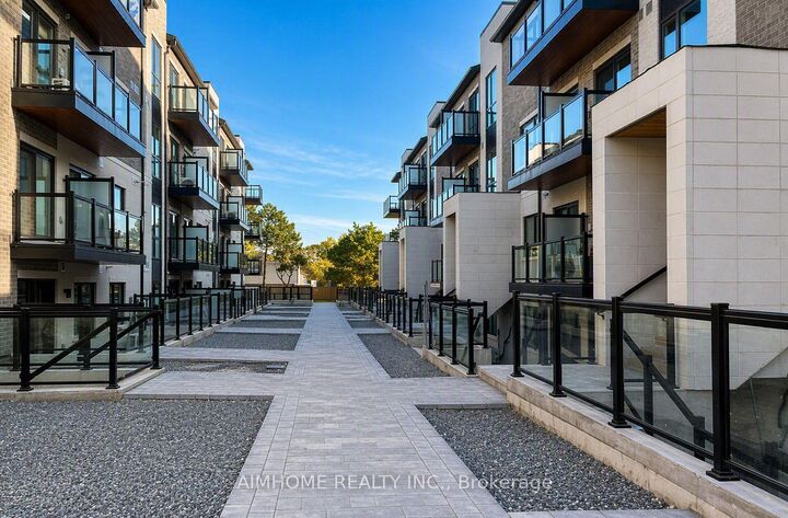 Property Photo:  50 Morecambe Gate B112  ON M1W 2N6 