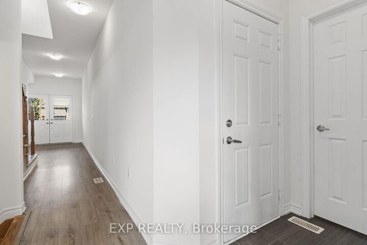 Property Photo:  230 Ridley Crescent  ON N0C 1B0 