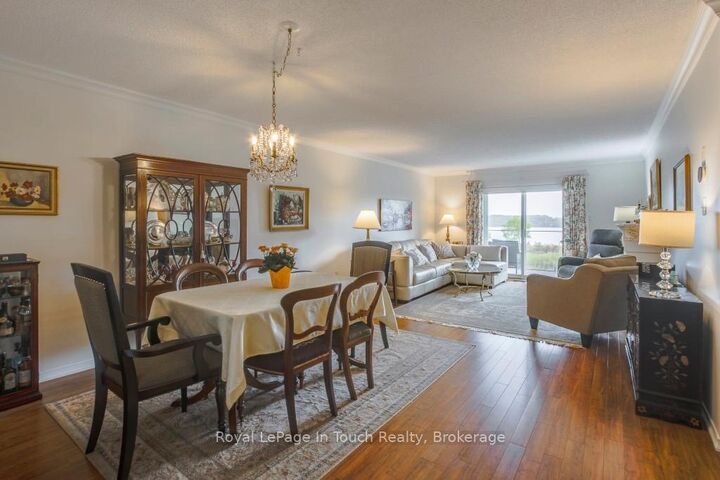 Property Photo:  839 Sarah Boulevard  ON L4R 5M1 
