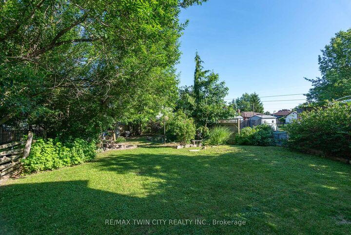 Property Photo: 162 Parkside Drive E ON N1M 3E8