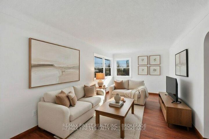 Property Photo: 39 Lennox Street ON K7M 4S3