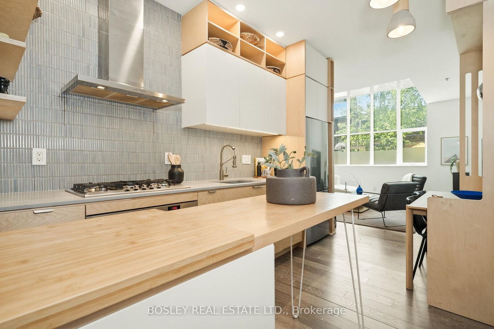 Property Photo:  510 King Street E 109  ON M5A 0E5 