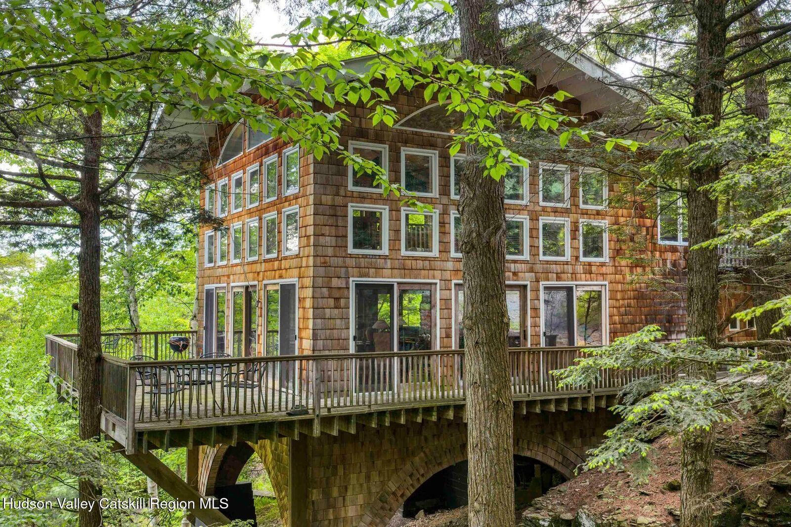 Property Photo:  639 W Saugerties  NY 12498 