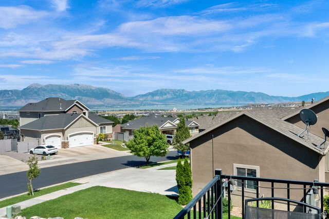 Property Photo: 7112 N Golden Ct UT 84005