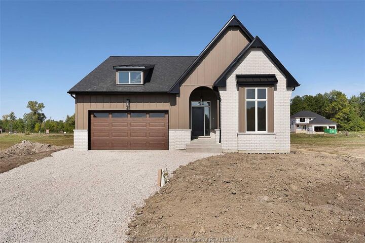 88 Graf Street — photo 1
