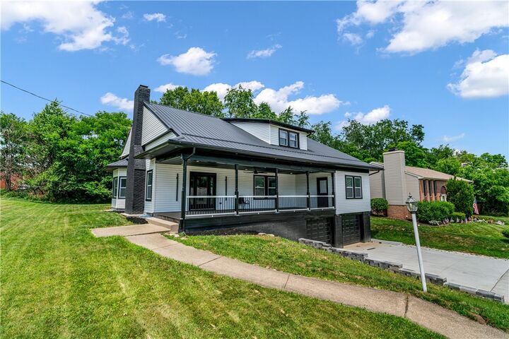 Property Photo:  101 Carrington Ct  PA 15146 