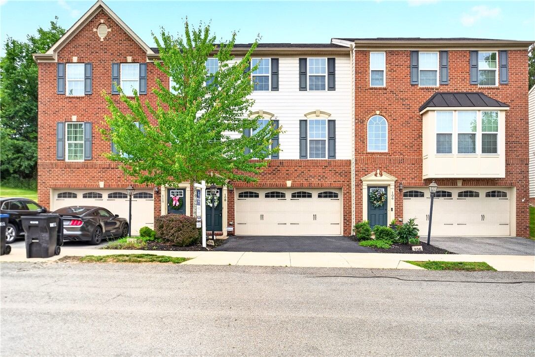Property Photo:  108 Noble Woods Dr  PA 15108 