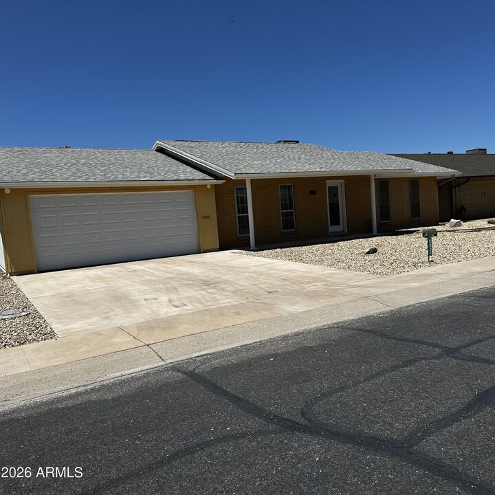 Property Photo: 10024 W Denham Drive AZ 85351