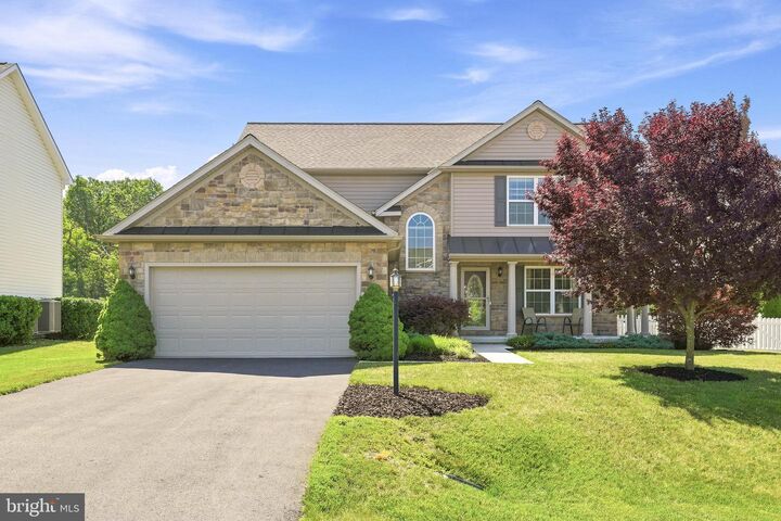 Property Photo: 224 Shannon Court WV 25428