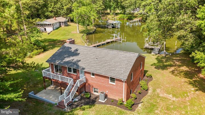 Property Photo: 279 Harbor Drive VA 22539