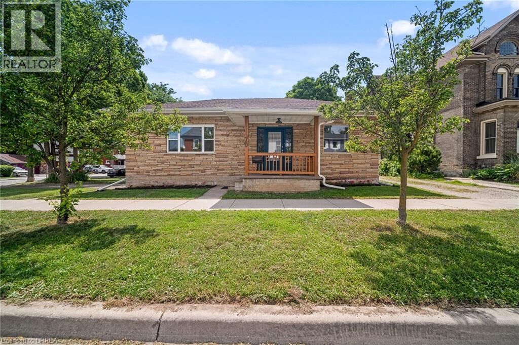 Property Photo: 76 William Street ON N3T 3K8