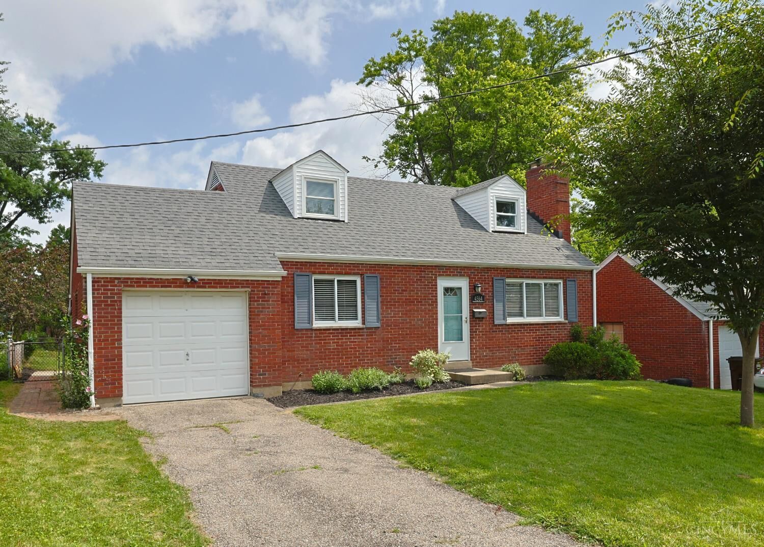 Property Photo: 4564 Ellman Avenue OH 45242