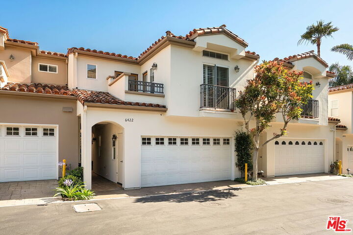 Property Photo: 6422 Lunita Rd CA 90265