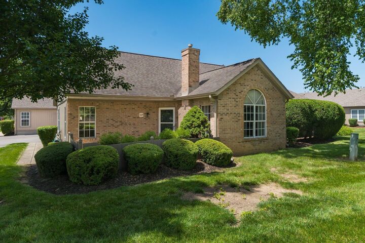 Property Photo: 369 Windemere Circle OH 43082