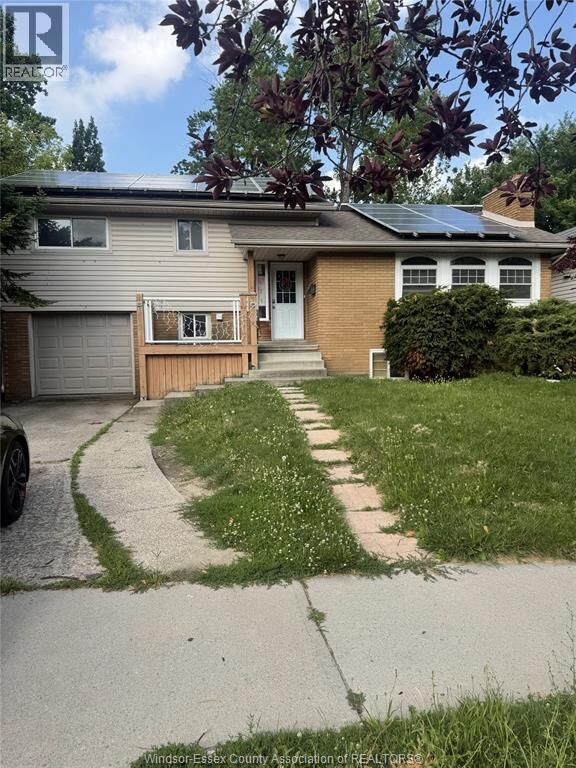 Property Photo:  471 Randolph  ON N9B 2T5 