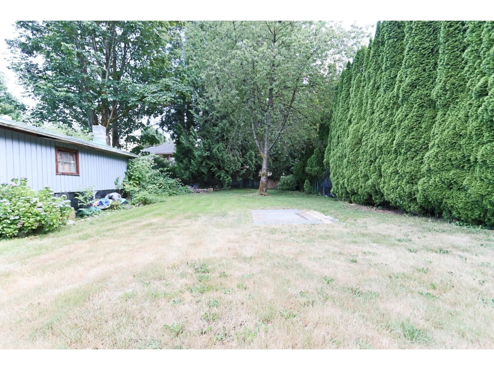 Property Photo:  14448 106 Avenue  BC V3R 1T1 