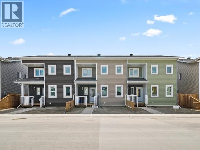 Property Photo:  57 Wyvern Avenue  YT Y1A 0T6 