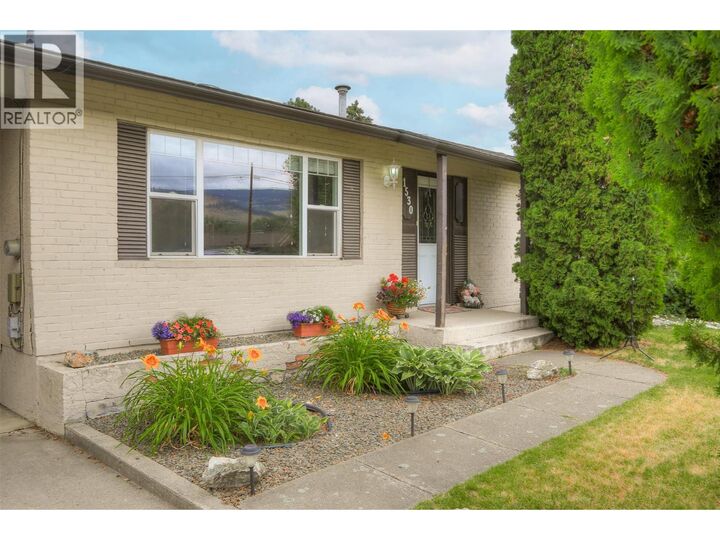 1530 Friesen Road — photo 1