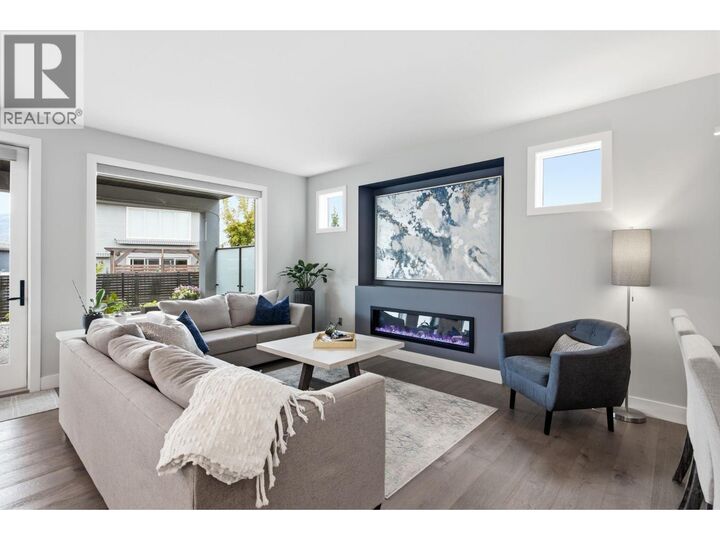 Property Photo:  1877 Viewpoint Crescent  BC V1Z 4E1 