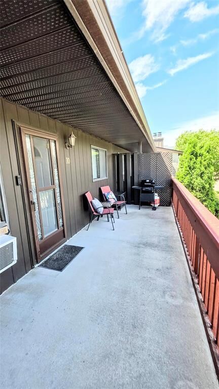 Property Photo: 110 Scotswood Drive MB R3R 2X9