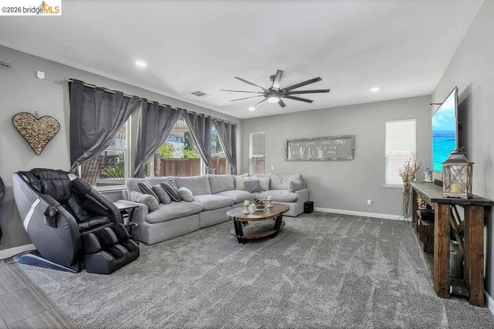 Property Photo:  1388 Springdale Ct  CA 94513 