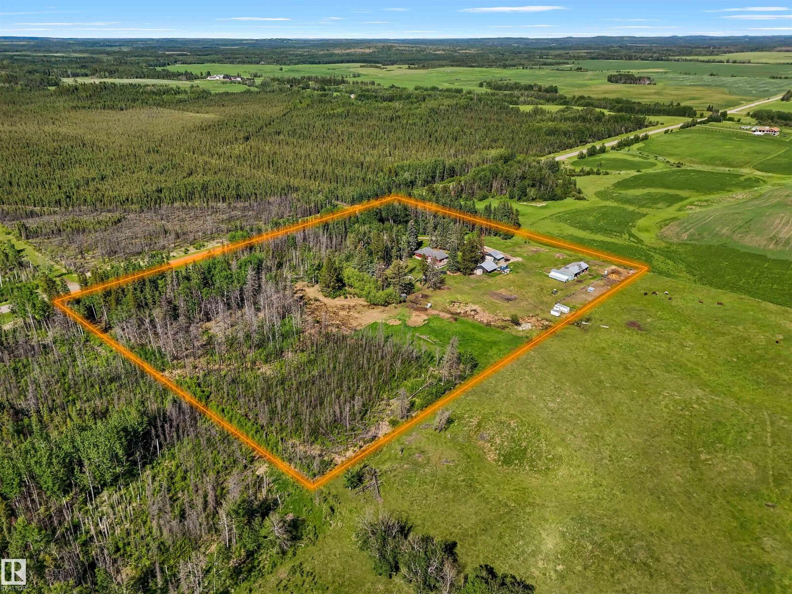 Property Photo:  7017 Twp Road 514  AB T0E 2H0 