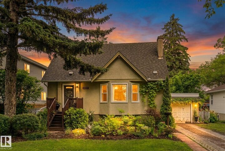 Property Photo:  10947 116 Street NW  AB T5H 3M7 