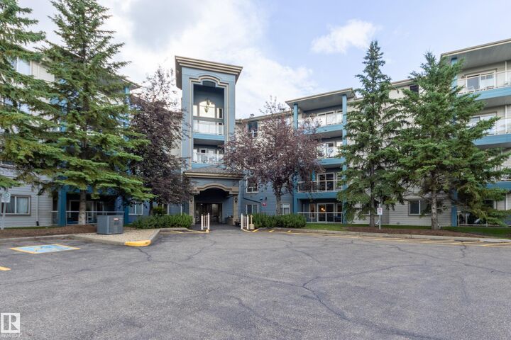 Property Photo:  70 Crystal Lane 412  AB T8H 1E6 