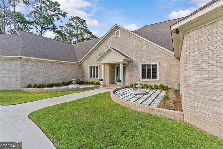 Property Photo:  208 Merion Drive  AL 36027 