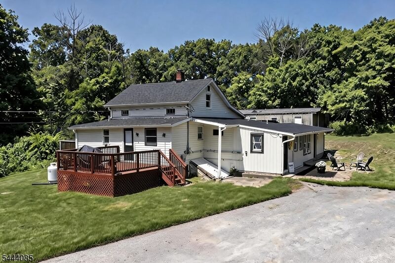Property Photo: 79 Lake Wallkill Rd NJ 07461