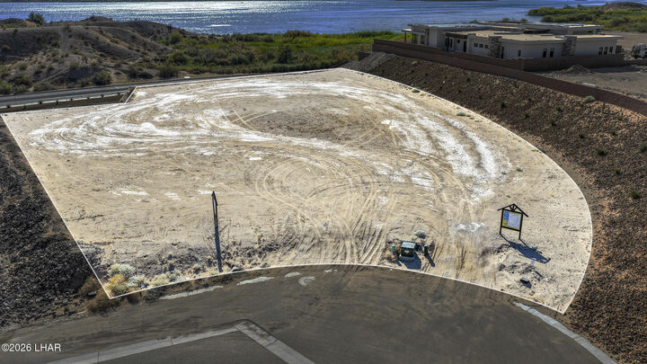 Property Photo:  1601 Sailing Hawks Drive 116/117  AZ 86404 