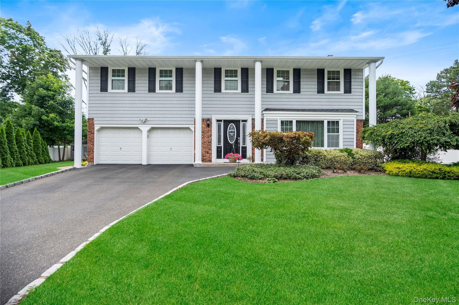 Property Photo:  16 Bruce Drive  NY 11720 