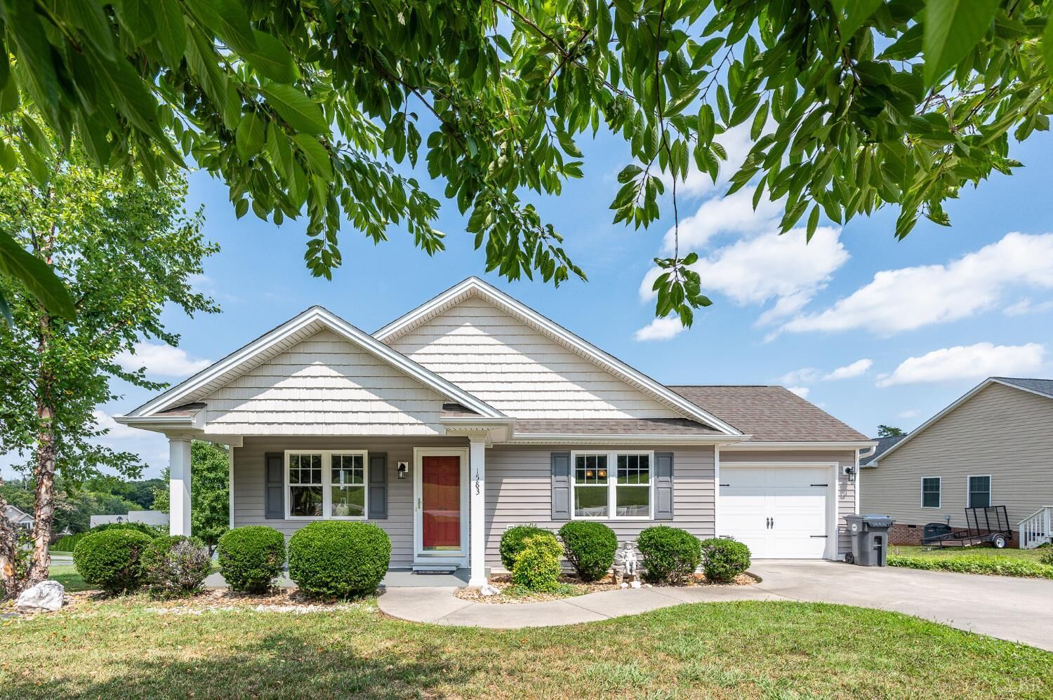 Property Photo: 1583 Link Road VA 24523