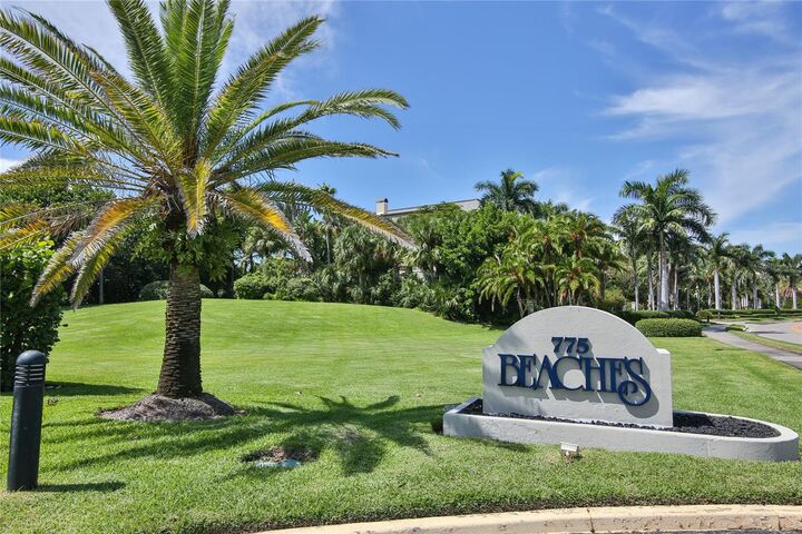 Property Photo:  775 Longboat Club Road 904  FL 34228 