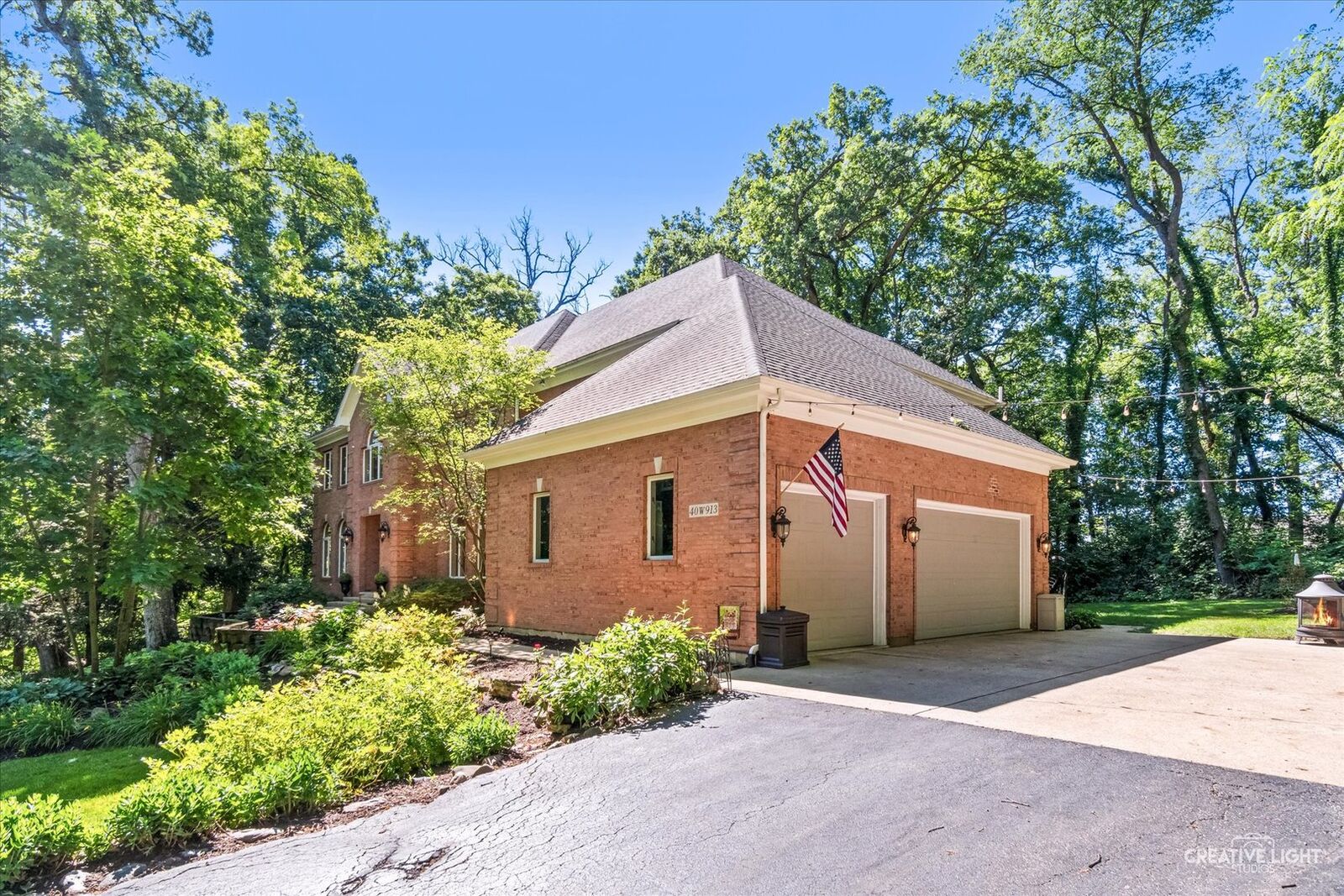 Property Photo:  40W913 Trotter Lane  IL 60175 
