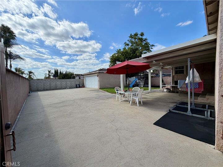 Property Photo:  4121 Amistad Ave  CA 90660 