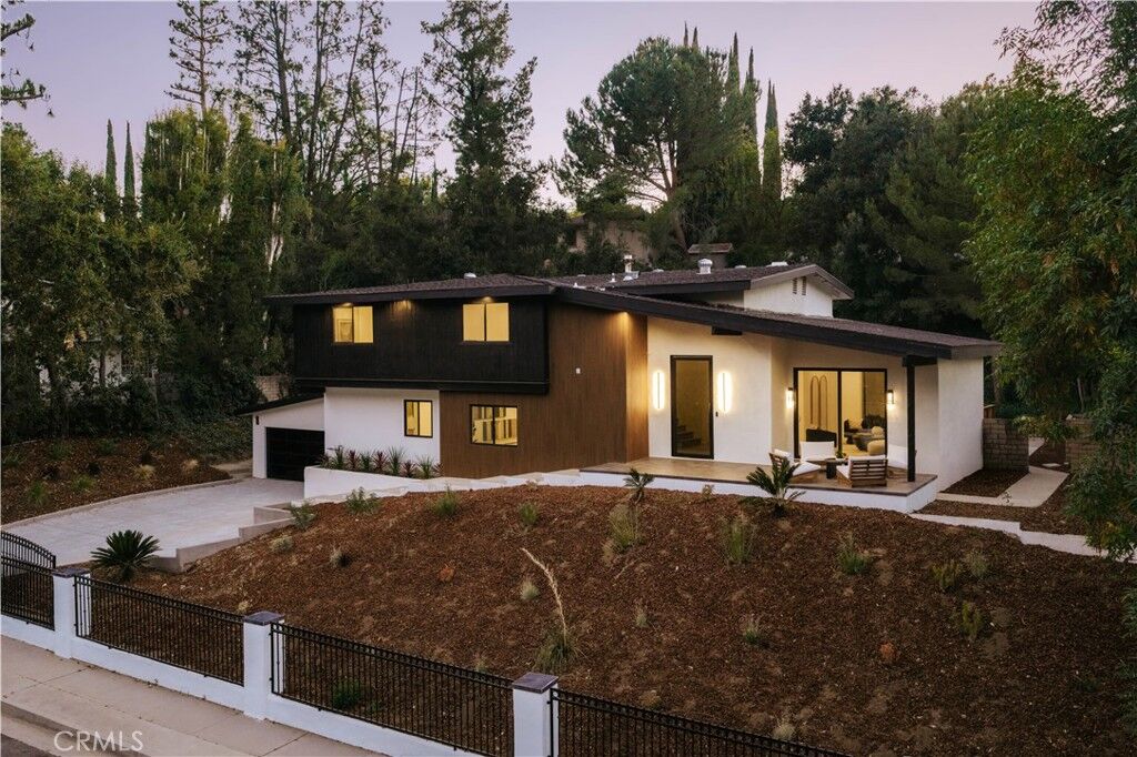 Property Photo: 4041 Vanalden Avenue CA 91356