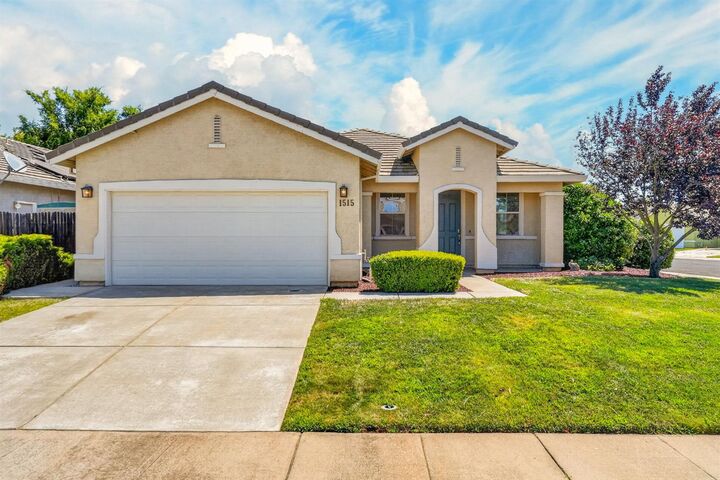 Property Photo: 1515 Sweetgrass Lane CA 95648