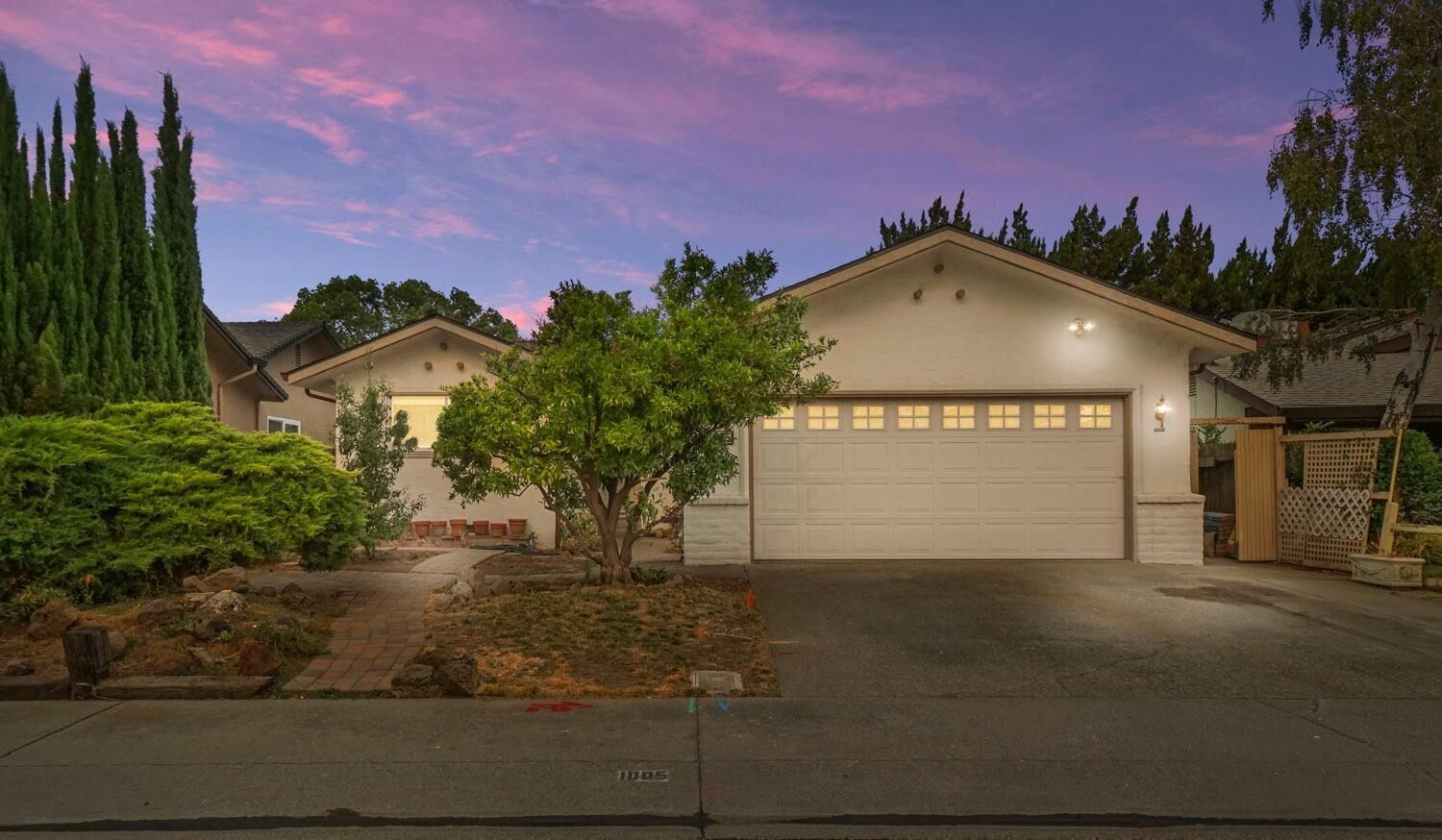 Property Photo: 1005 Dover Drive CA 95242