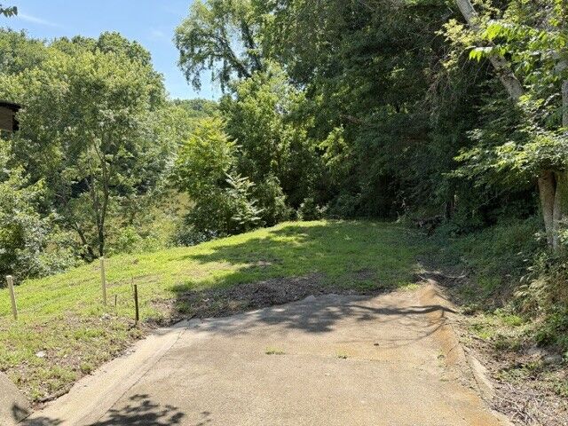 Property Photo:  1101 W Jackson St  TN 37160 