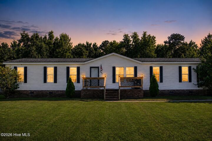 Property Photo:  206 Pinto Place  NC 28546 