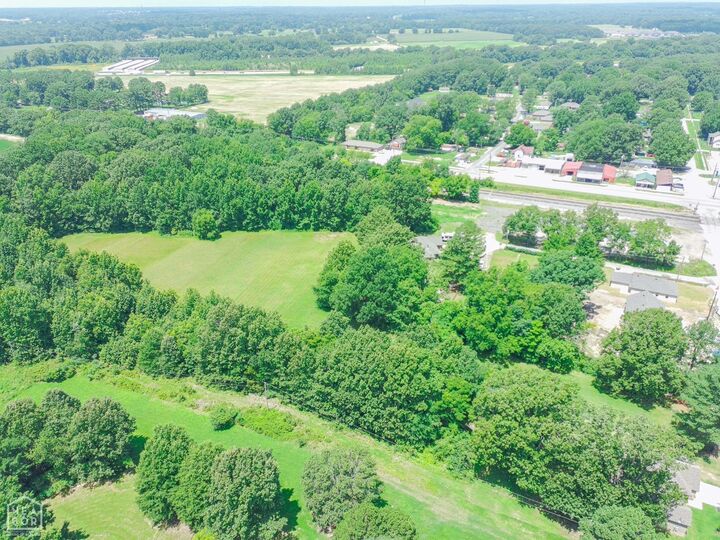 Property Photo: 106 E Hinkley Street AR 72417
