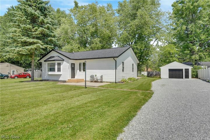 Property Photo: 1385 Ormond Avenue OH 44057
