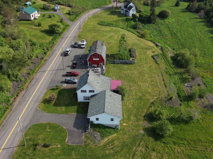 Property Photo: 2274 South Main Street NS B0K 2A0