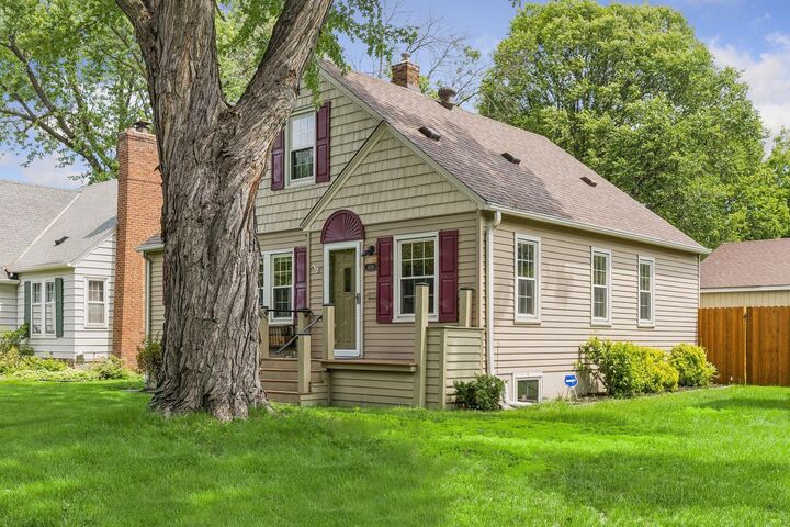 Property Photo:  4136 Abbott Avenue N  MN 55422 