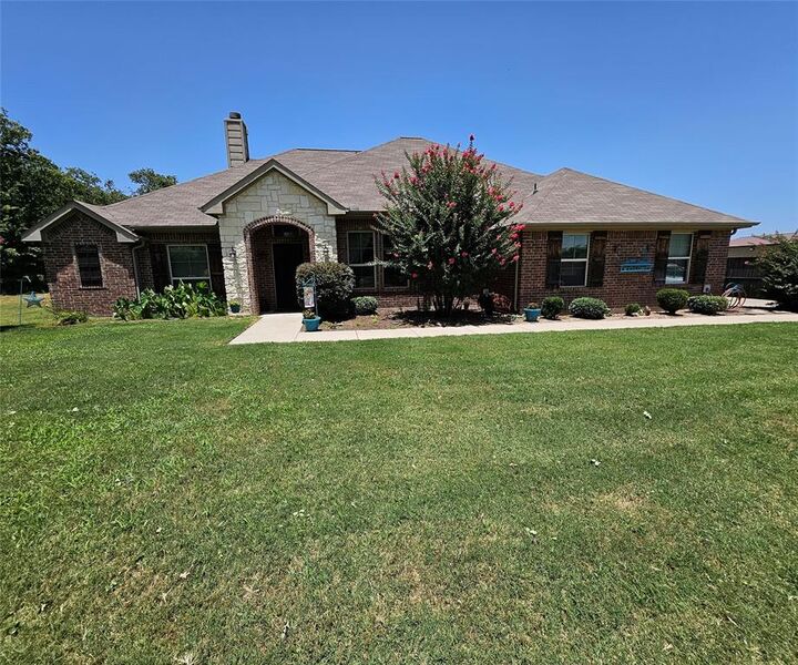 Property Photo:  125 Brady Coleman Lane  TX 76082 