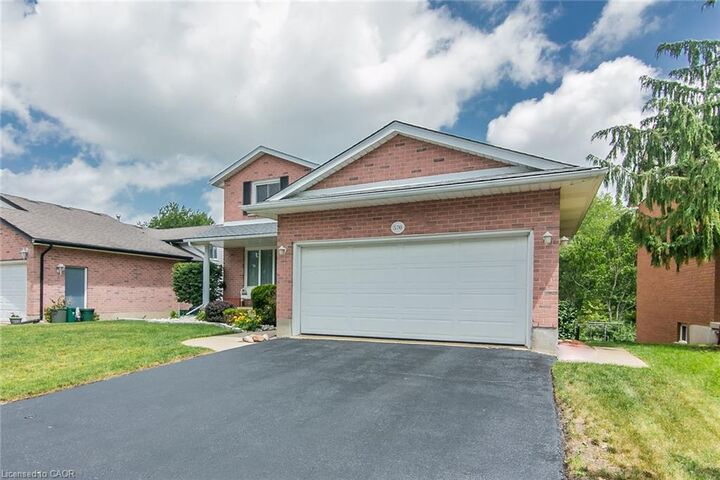 Property Photo:  570 Hallmark Drive  ON N2K 3P2 