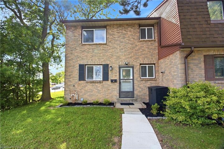 Property Photo: 175 Siebert Avenue 9 ON N2C 2M1