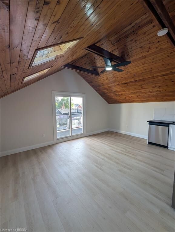 Property Photo:  413 Concession Street Upper  ON L9A 1B8 